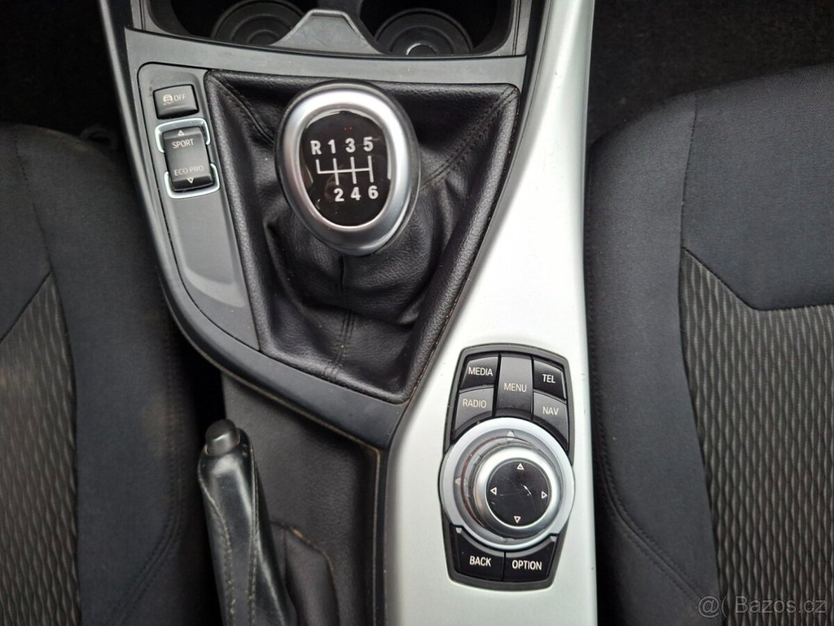 BMW 116d 85kW 6MAN- NAVIGACE-SENZORY - 8