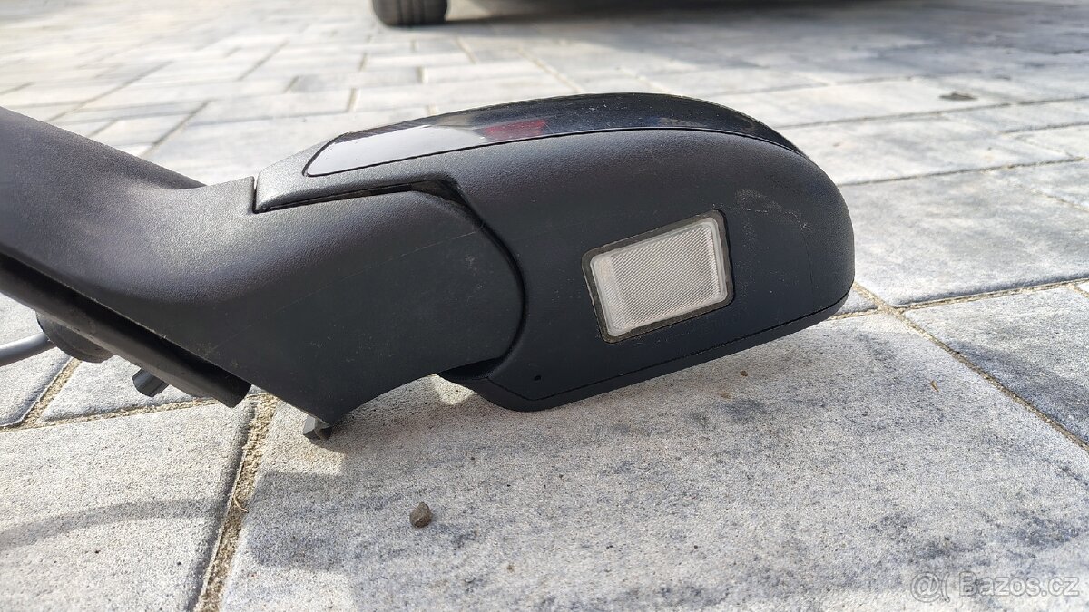 Zpětná zrcátka - 8