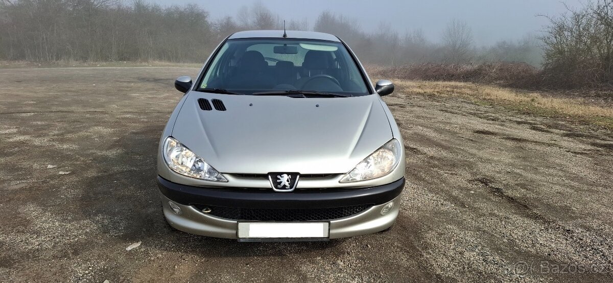 Peugeot 206 1.4HDi / ČR1 / KLIMA / NOVÁ STK 3/2028 - 8
