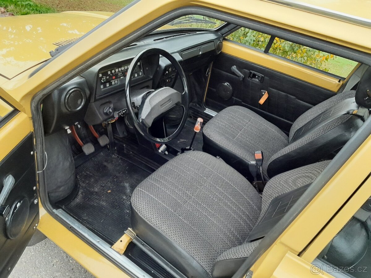 Škoda 105S - 8