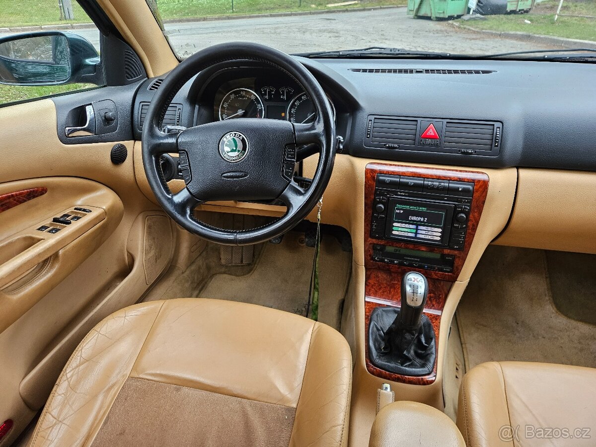 Škoda Octavia 1.8t 4x4 Combi - 8