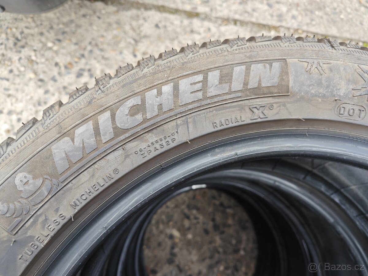 Pneu 215/55 r17 94 V Michelin Alpin 5 - 8