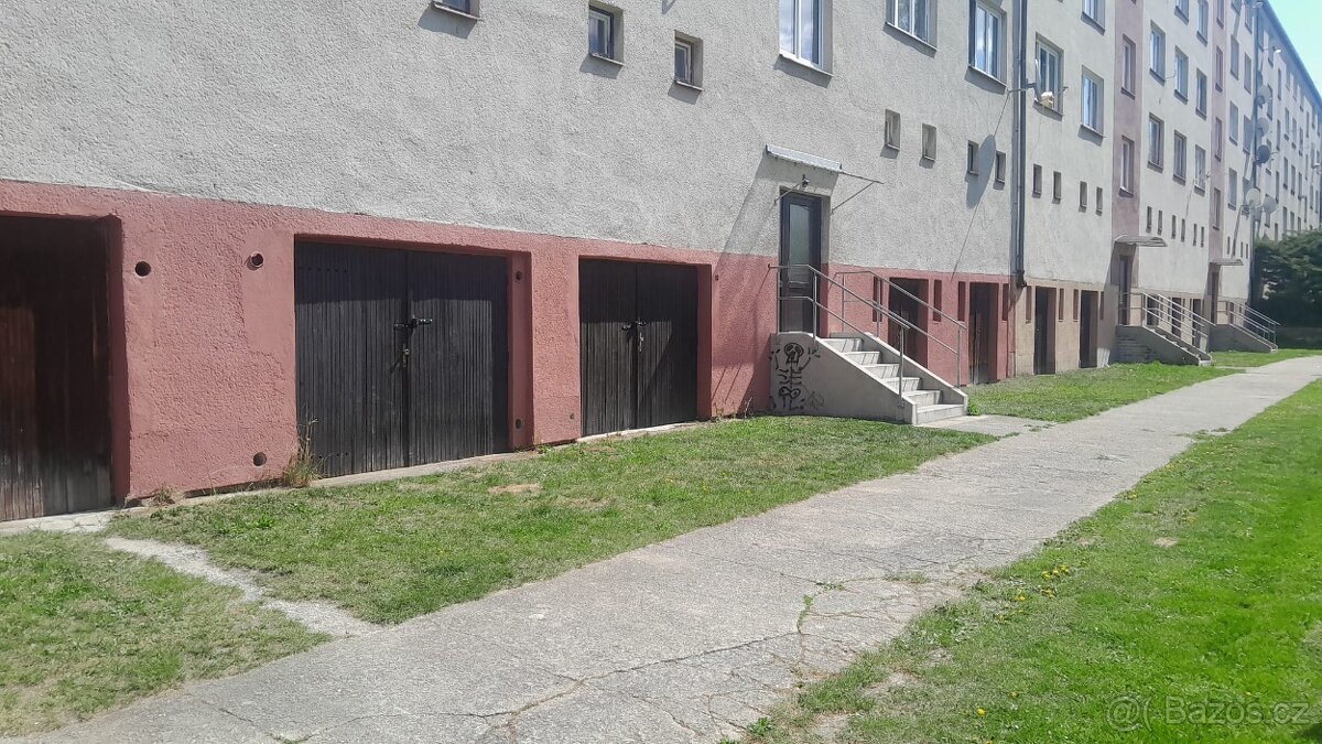 Prodej garáže - 8