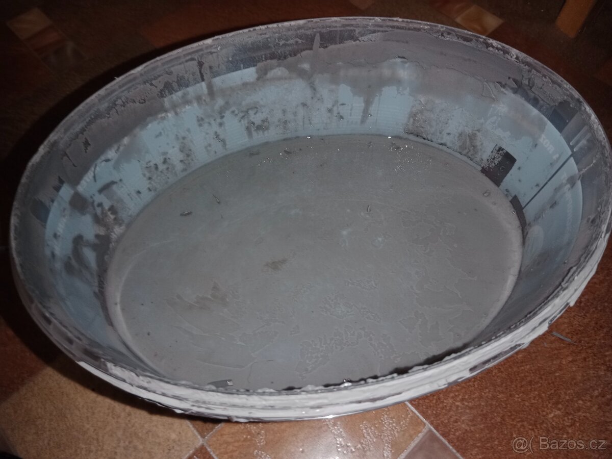 Barvy tácy, přepravky - 8