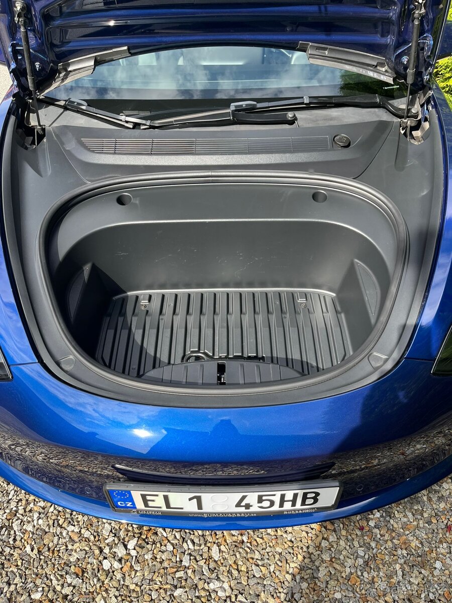 Tesla Model 3 Long Range Dual Motor 2022 – odpočet DPH - 8