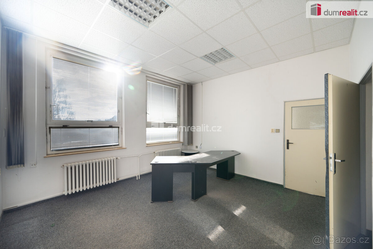 K pronájmu, výrobní a skladovací prostory v obci Vlkonice u - 8