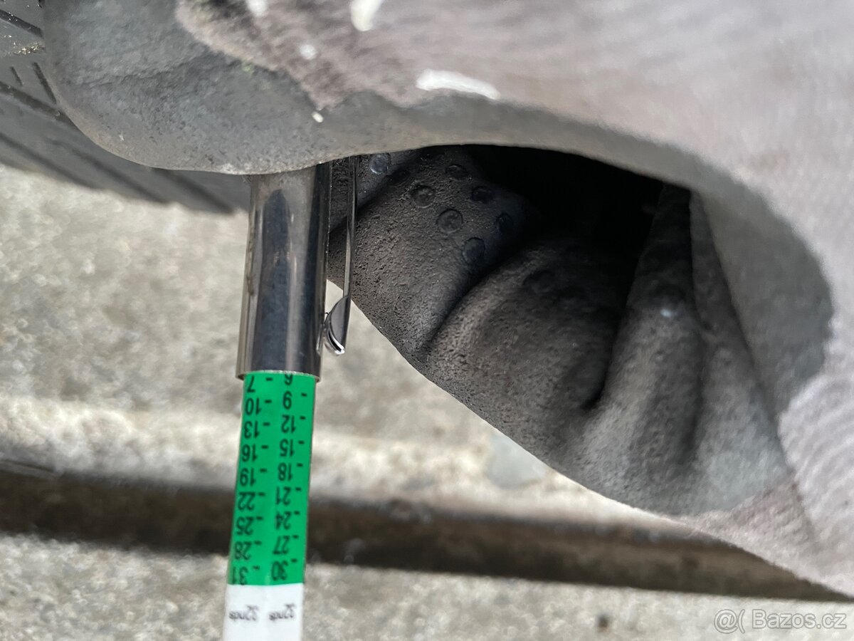 Alu kola Dezent 7x17 Et 49 - 8