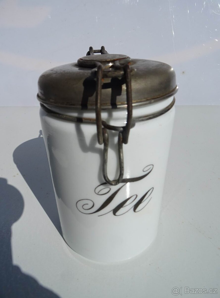 Staré barevné lahvičky . - 8