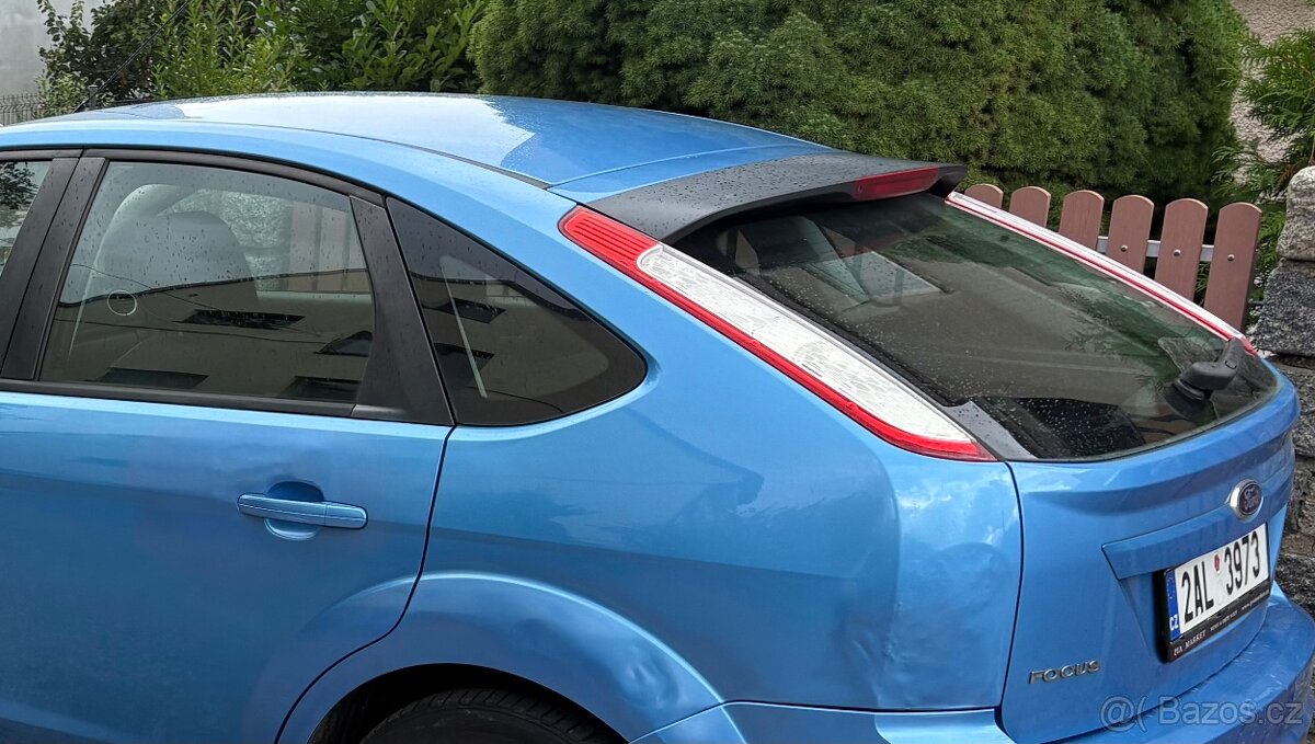 Prodám Ford Focus 1.6 benzín Facelift (mk2)2011 - 8