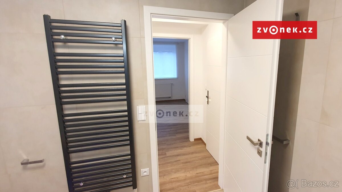 1/2 rodinného domu Zlín - Kostelec, po kompletní rekonstr... - 8
