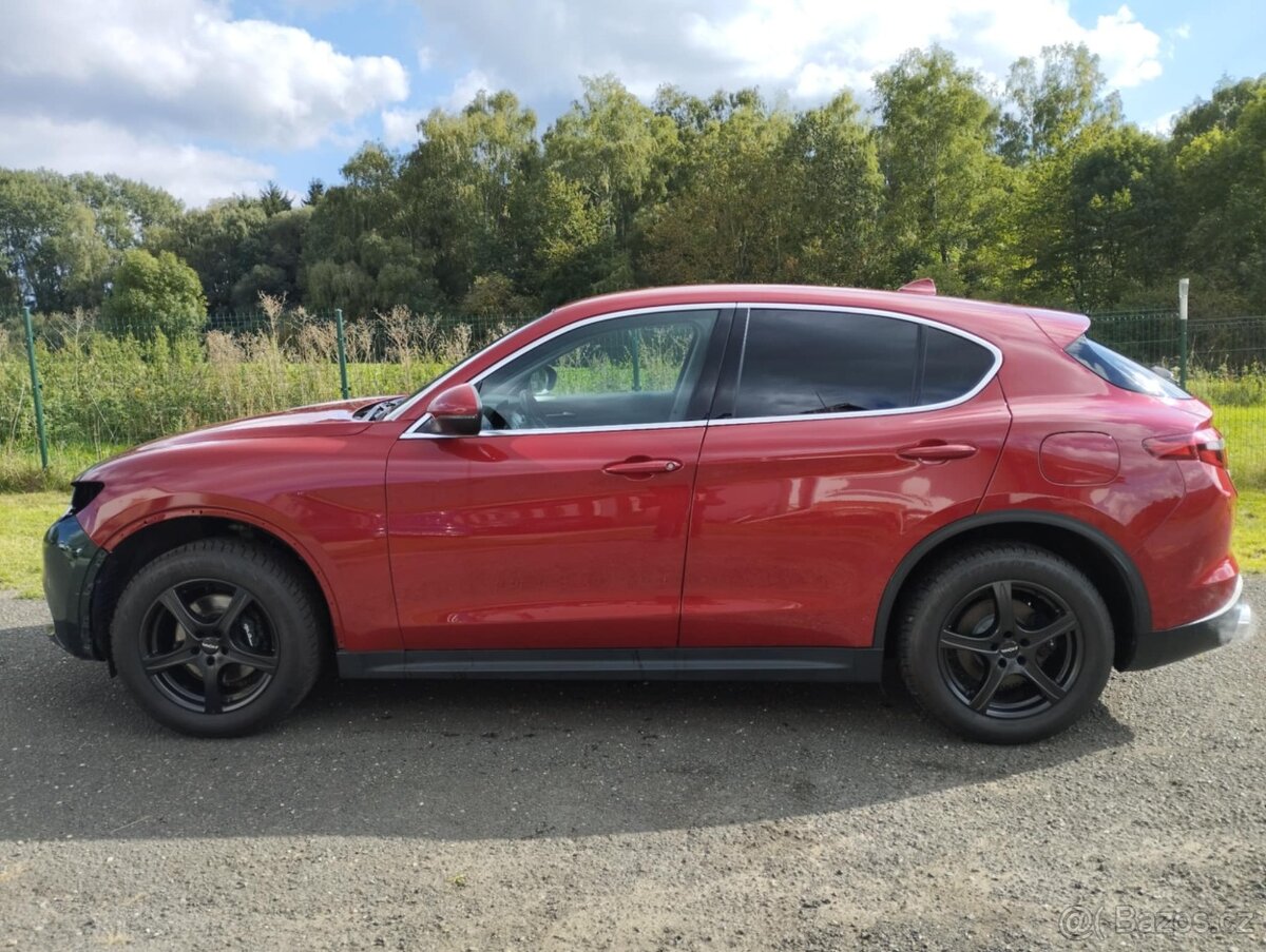 Alfa Romeo Stelvio 2.0T 206kw HAVAROVANÉ, DPH -akce - 8