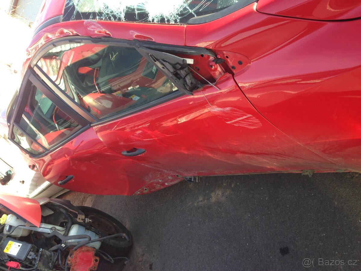 Renault Megane 3 1,6 16V 74kW 2011 III HB - díly - 8