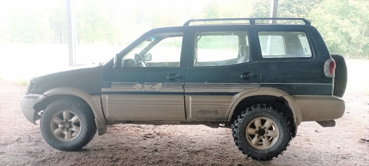 Nissan terrano 2 - 8