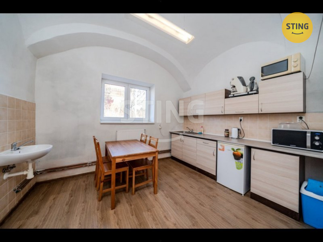 Pronájem komerčního areálu., 134248 - 8