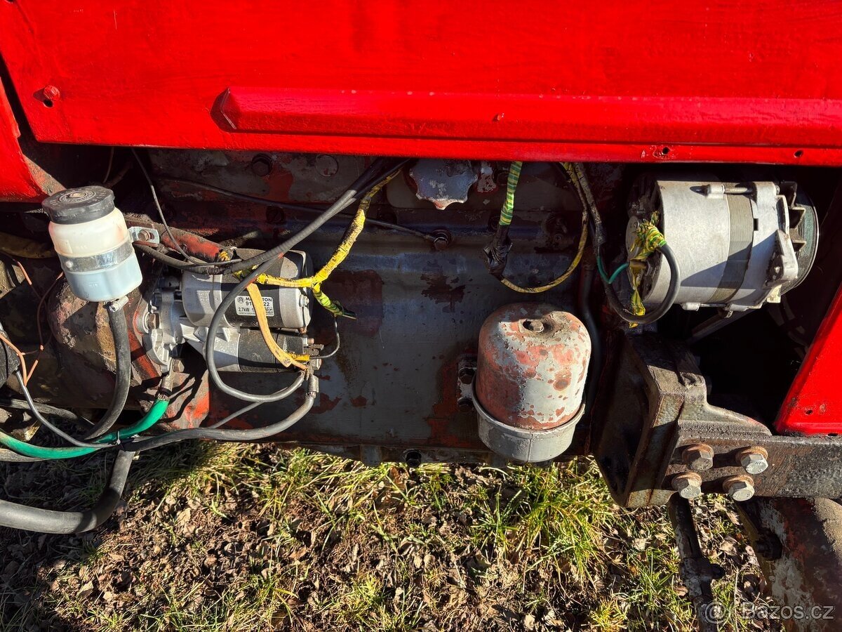 Traktor Zetor 5711 - 8