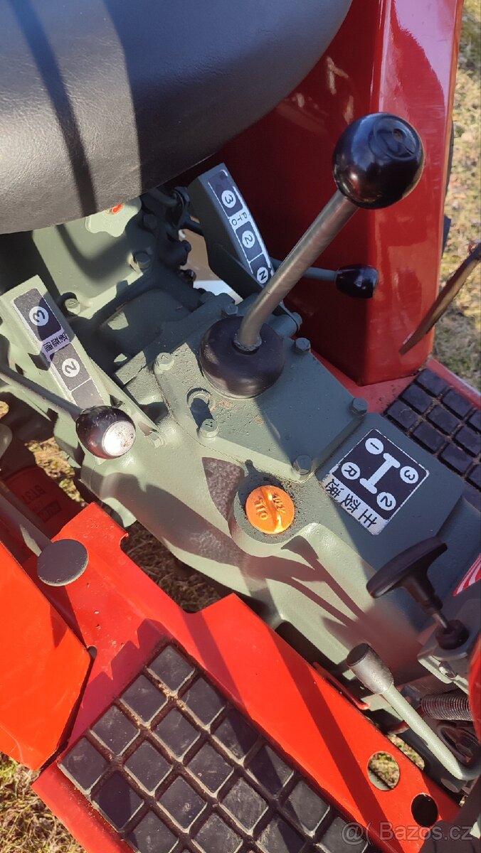 Malotraktor Yanmar YM 1602 - 8