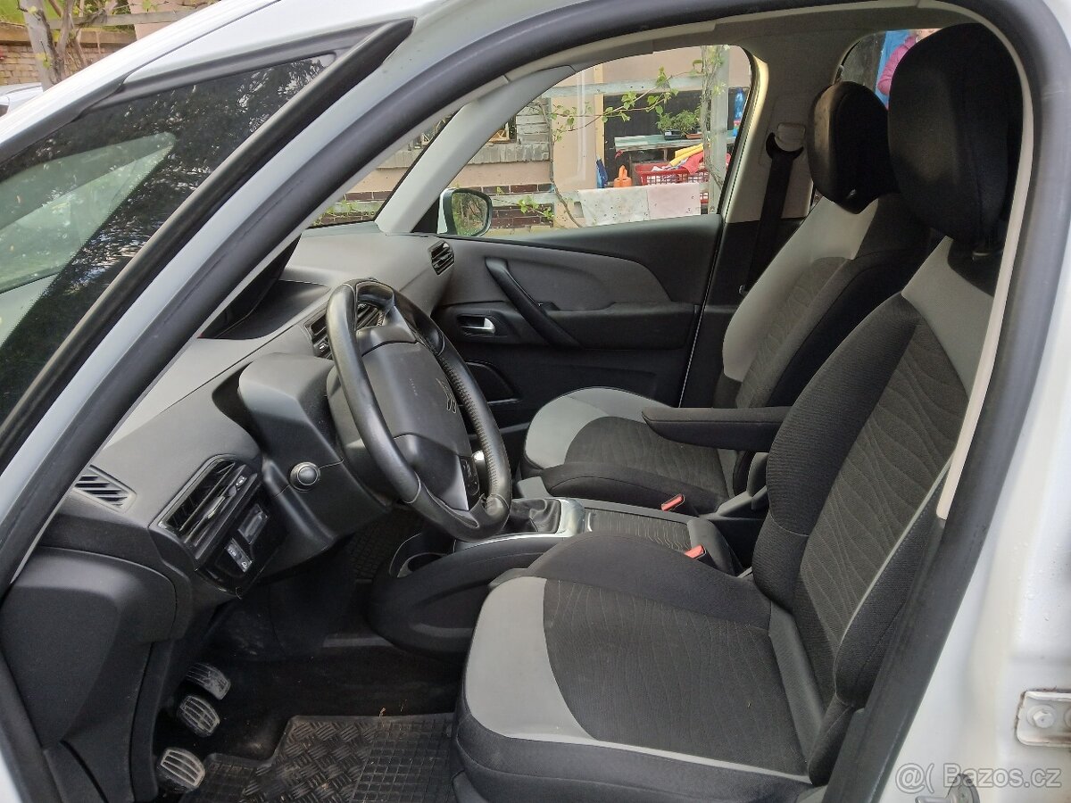 Citroen C4 Picasso 1,6 HDI - 8