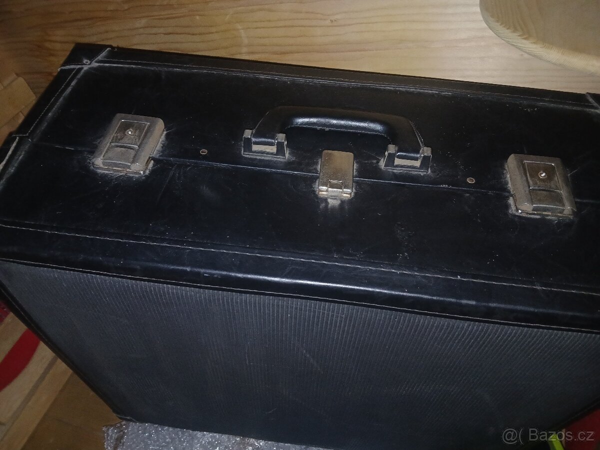 Krásny akordeón DELÍCIA CHORAL IV - 8