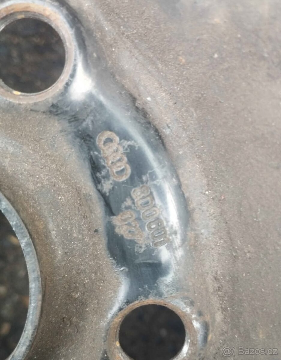 Rezerva s zimní pneu 195/65/15 od Audi - 8