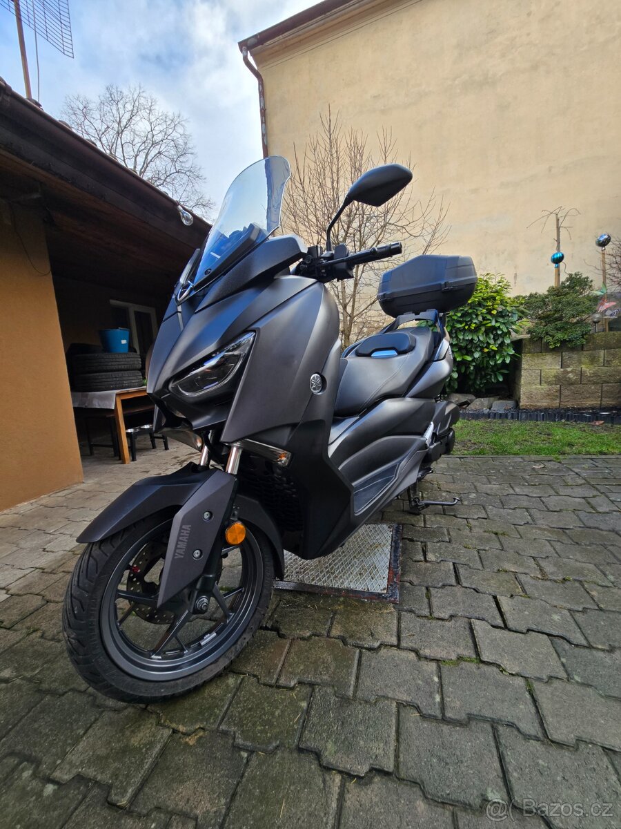 YAMAHA X - MAX 125 - 8