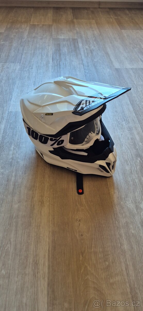 přilba STRYCKER Color, AIROH - 8