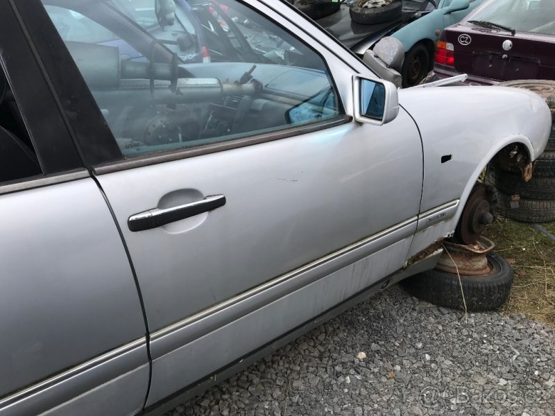 MB E300D W210 AUT 1996 sedan E290 COMBI - díly - 8