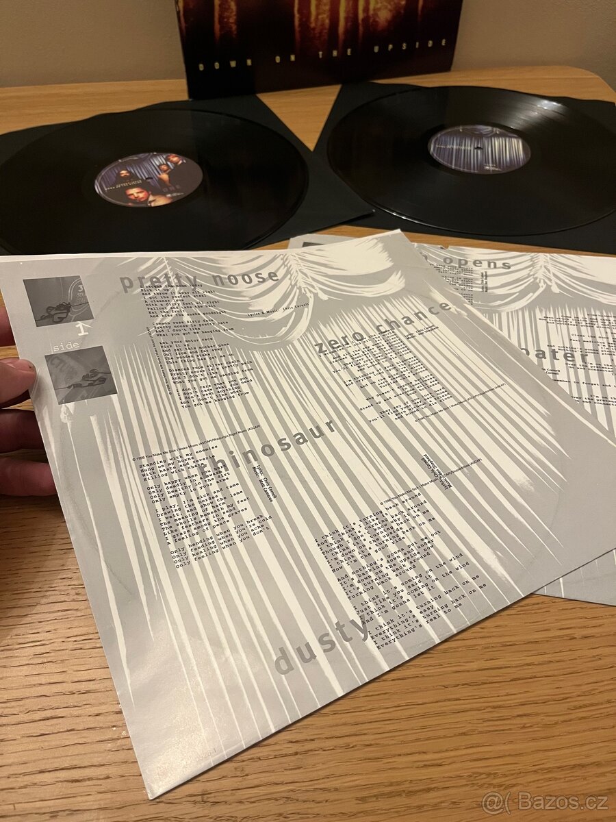 Soundgarden – Down On The Upside - 8