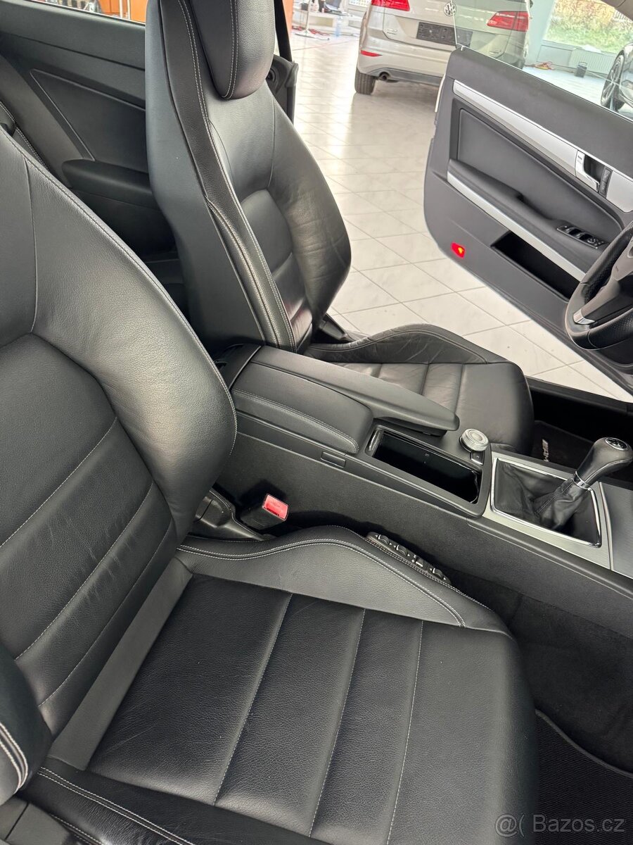 Mercedes-Benz E250CDi // MANUÁL - 8