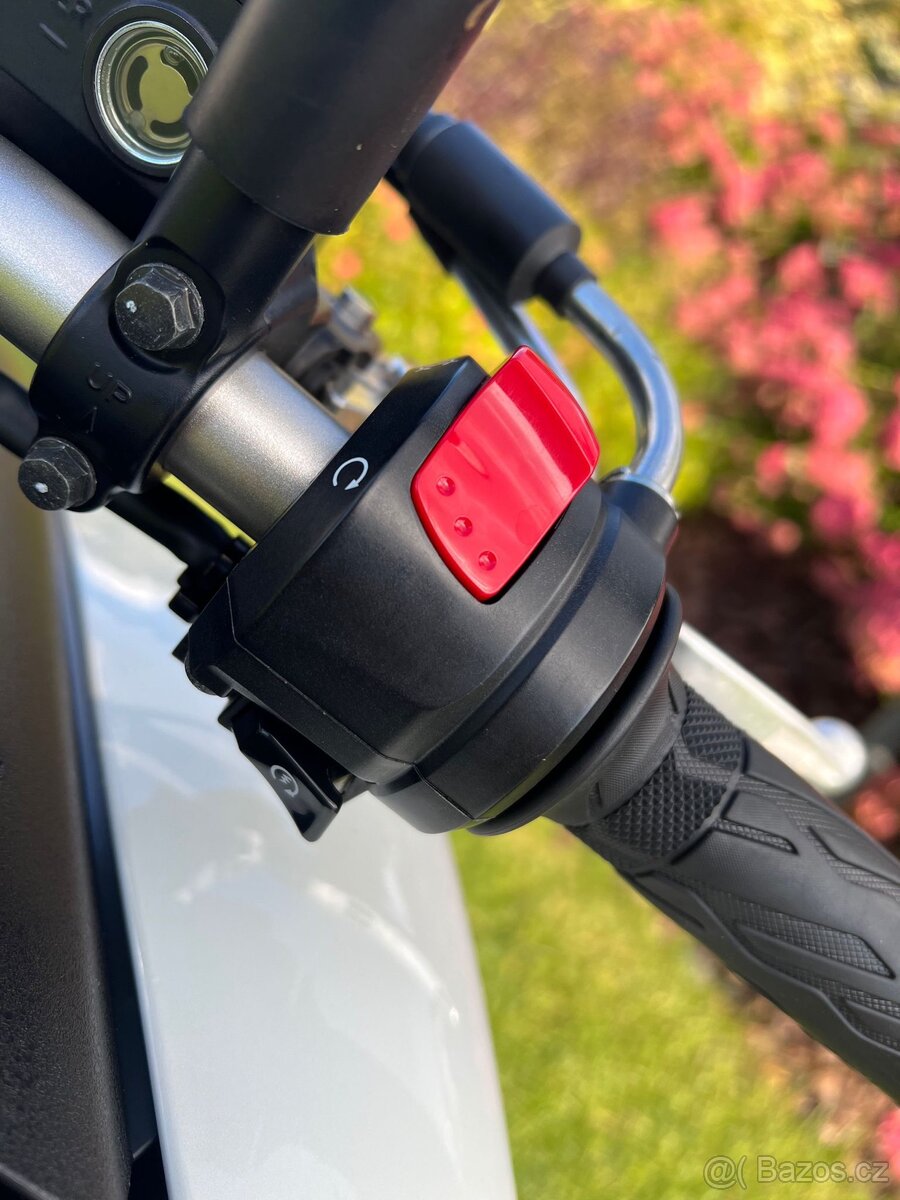 Suzuki V-strom 650 ABS - 8