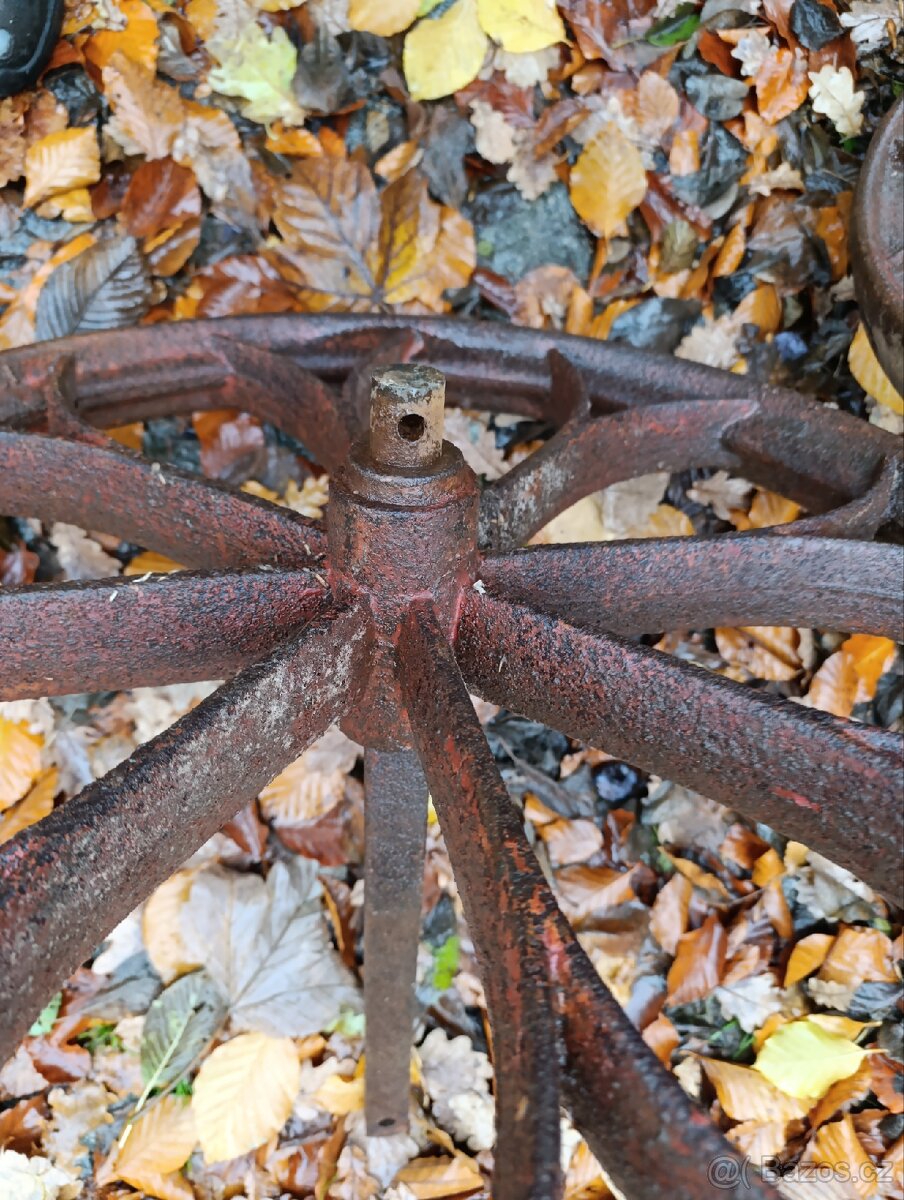 Designová, masivní, litinová kola - 8