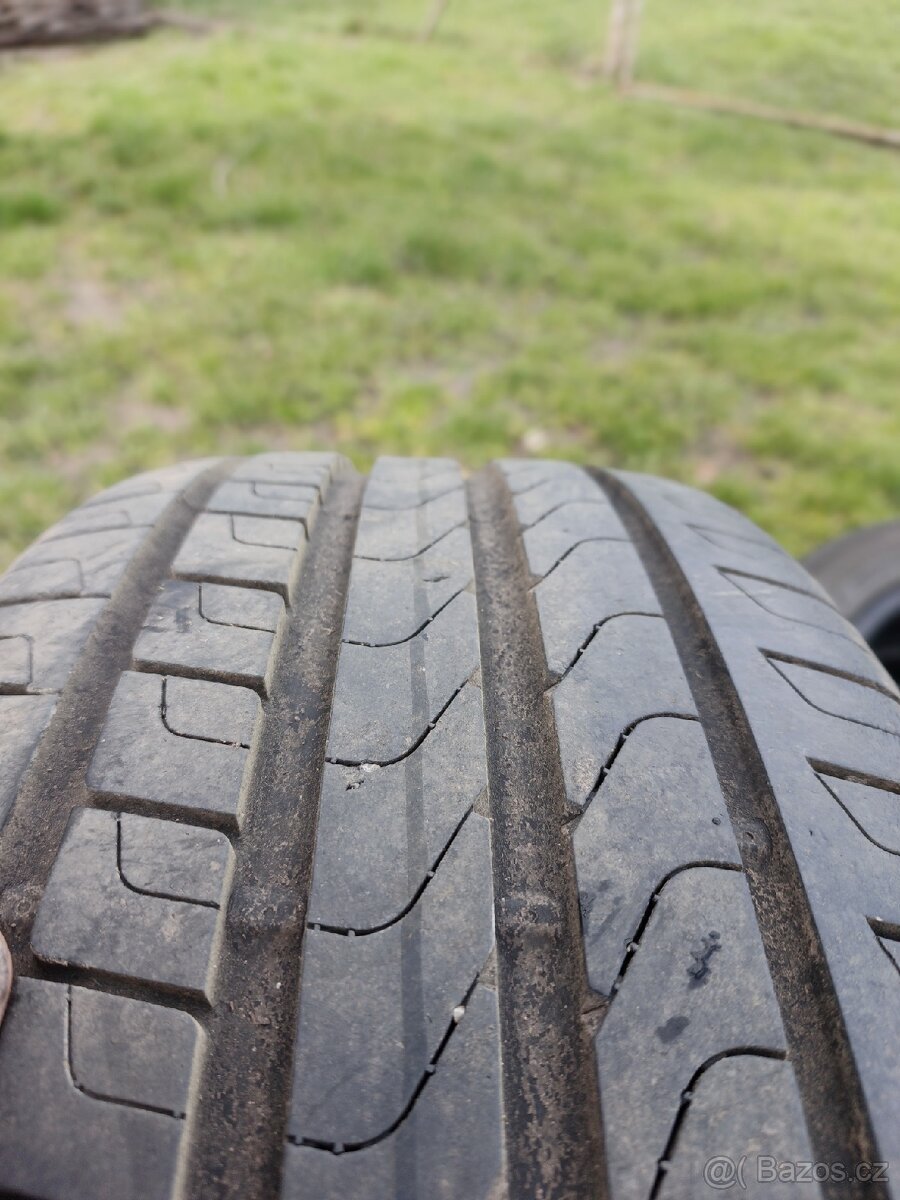 Pirelli 235/50/R19 - 8