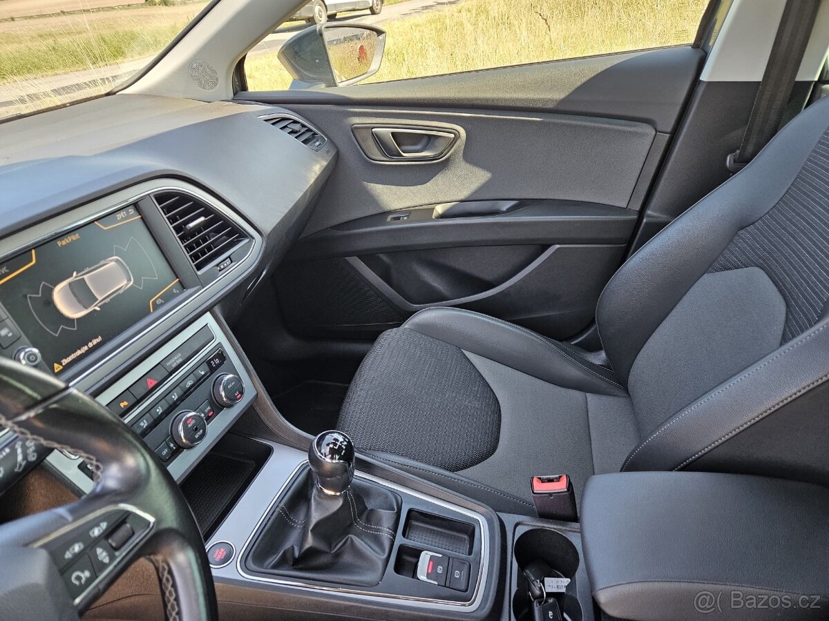 Seat Leon 1.4 TSI 92kw, Excellence, Výbava, Nehavarováno - 8