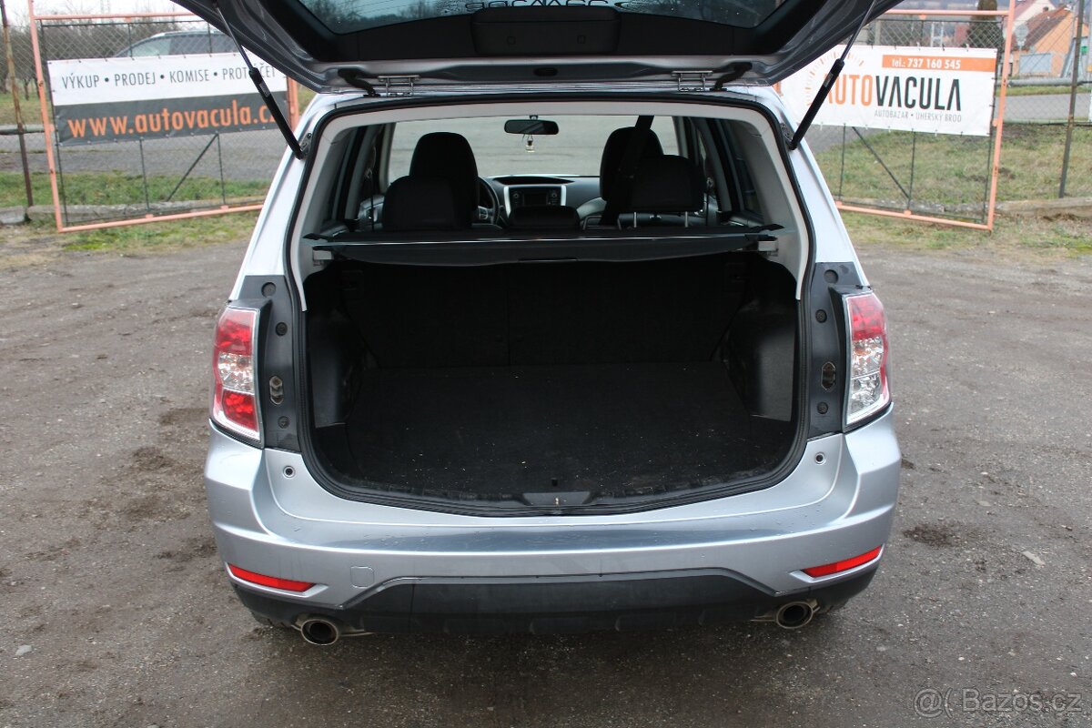 Subaru Forester, 2,0D 108KW, 4 x 4, ČR, DPH, r.v. 2012 - 8