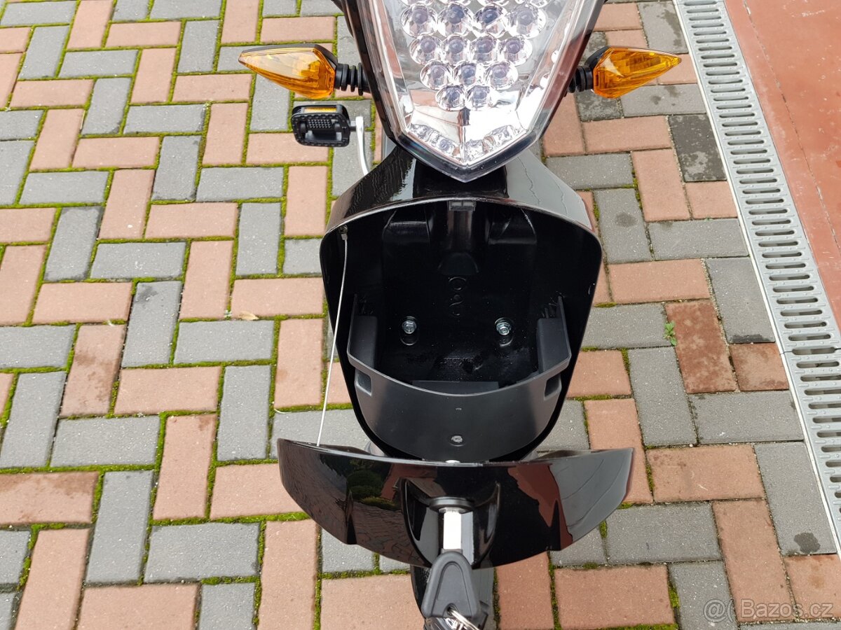 Nová E-Babeta Racceway - elektrická a bez ŘP - 8