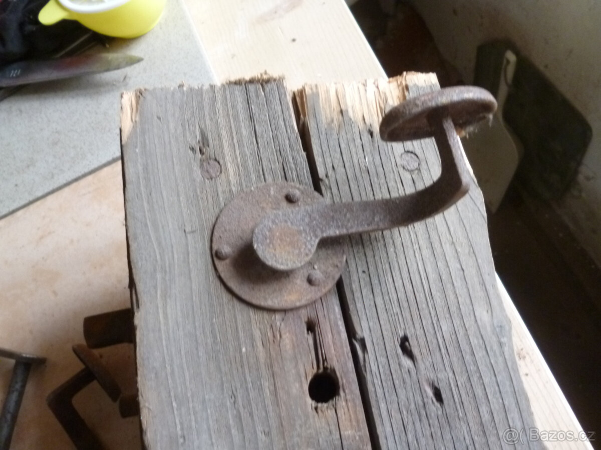 Staré krabicové zámky s klikami - 8