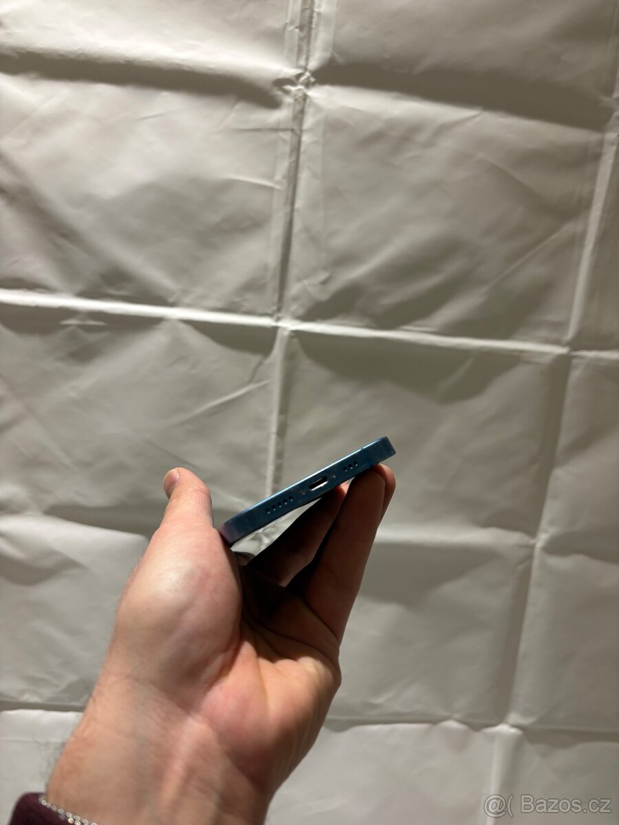 iPhone 13 – 256 GB - 8