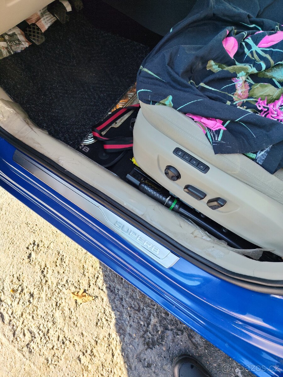 Prodám Škoda Superb 2,0l diesel - 8