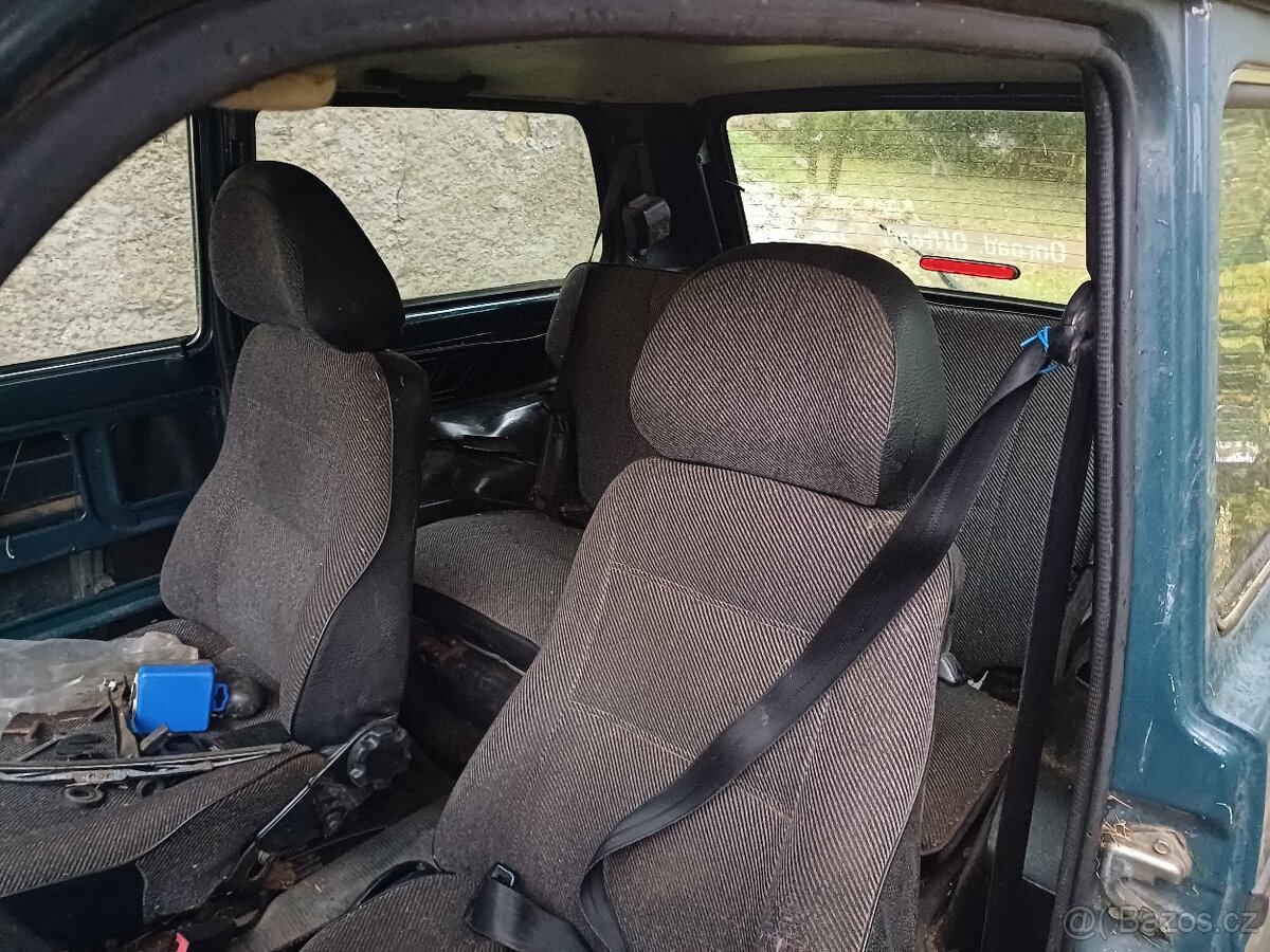 Lada Niva 1,7i, r.v. 2002 - 8