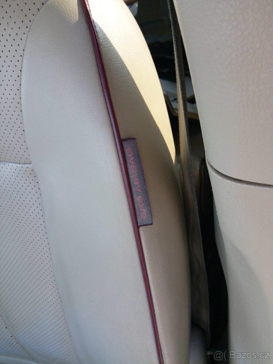 Hyundai Santa Fe, Hyundai - 8