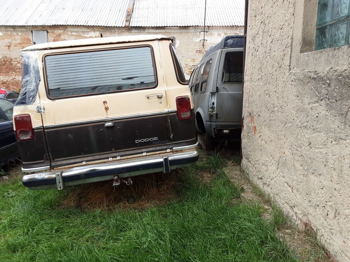 S L E V A . .DODGE RAM VAN na díly, karoserie bez tp, dlouhá - 8