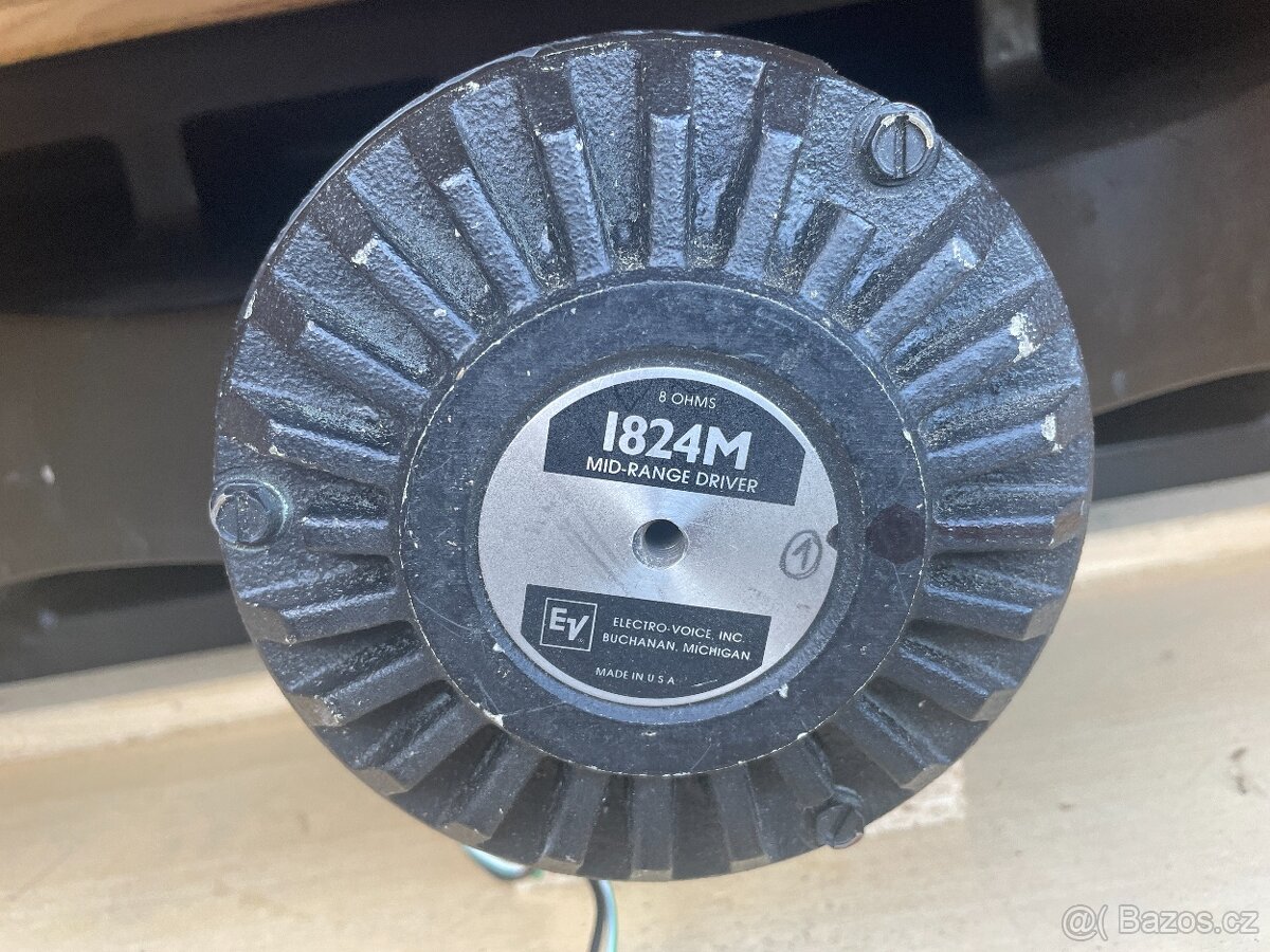 Pár výkonných středovýšek pro PA, - 8