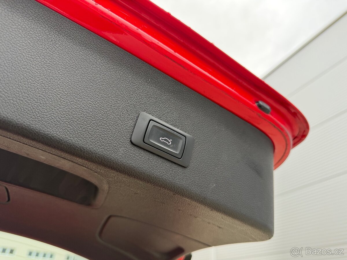 Audi A4 3.0TDI Quattro manuál Panorama - 8