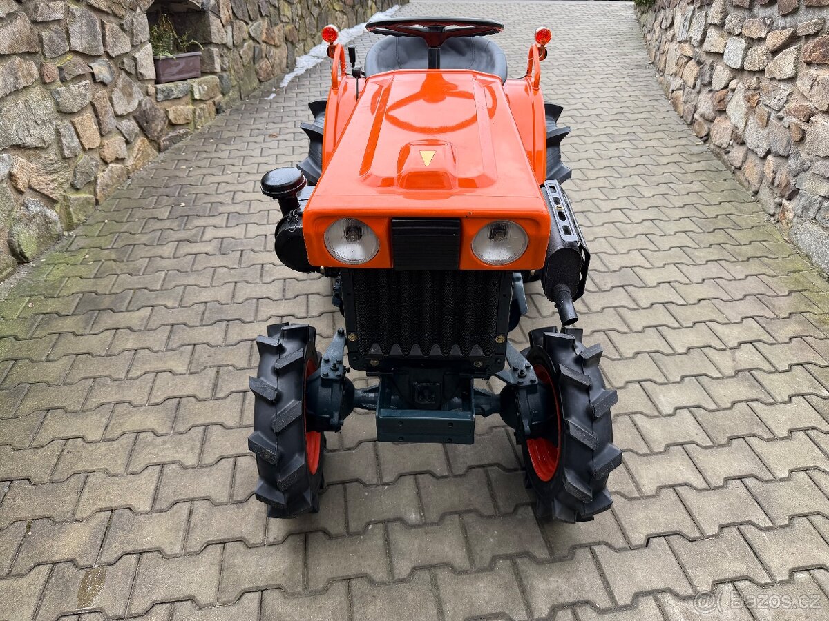 malotraktor Kubota B5000 REPAS - 8