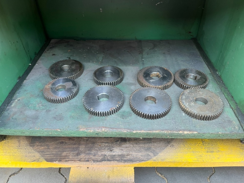 226. Soustruh C8C - 8