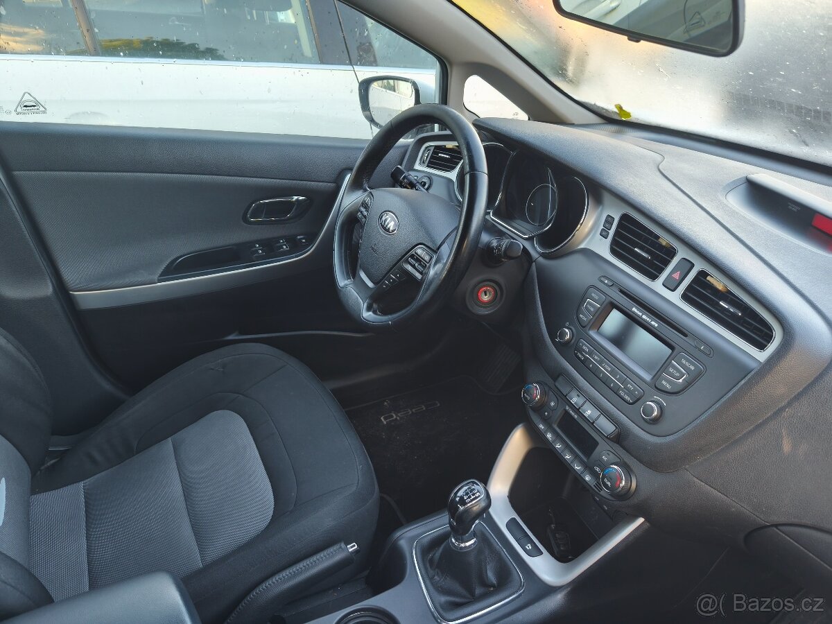 Kia ceed zlevňeno - 8