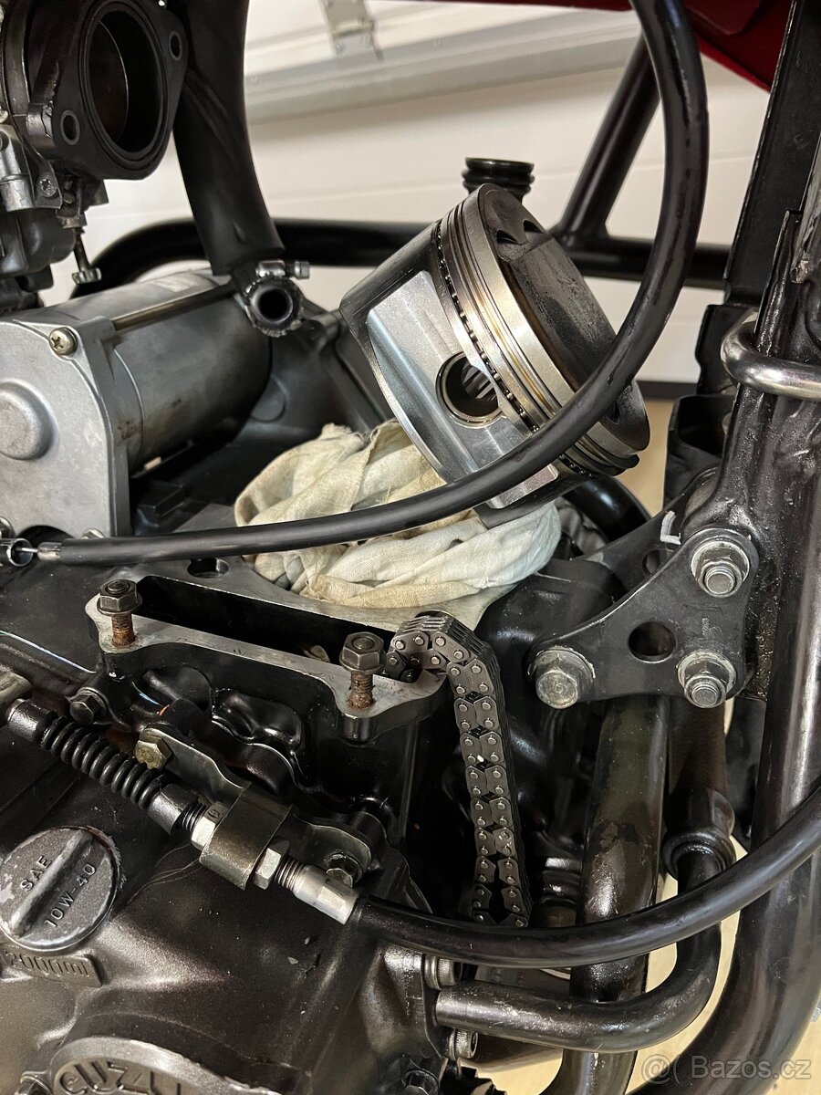 Suzuki DR 650 RSE , nová STK - 8