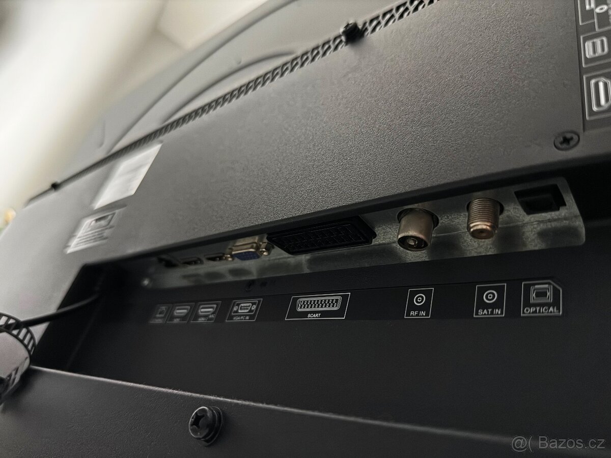 SMART LED televize Sharp 40" - 8