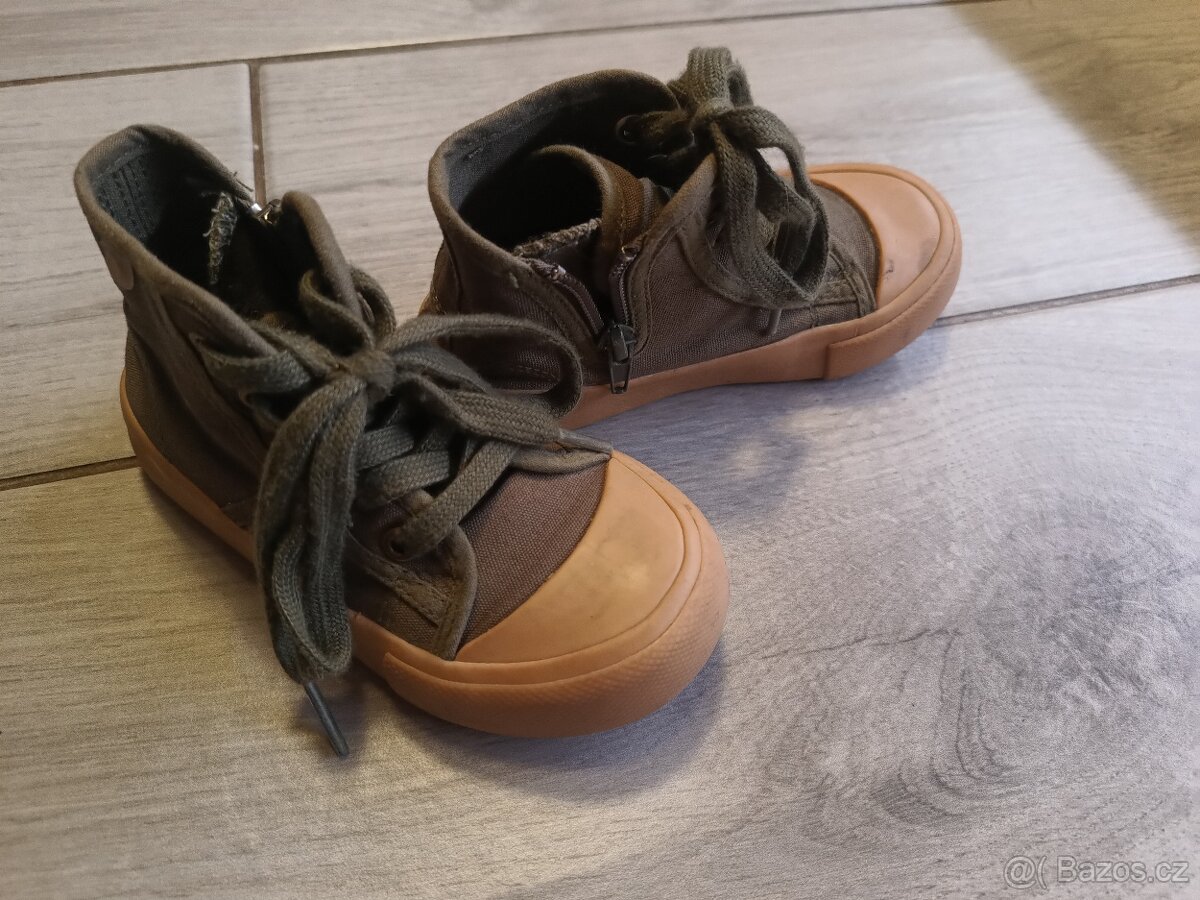 Dětské botičky a sandály - 8