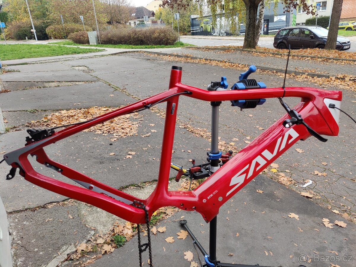 Karbonovy rám na elektrokolo SAVA deck 9.1 - 8