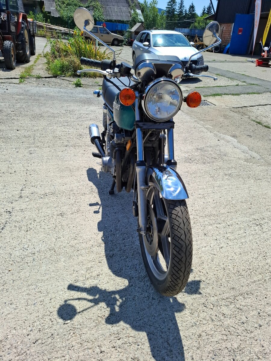Suzuki GS 500 E, r. v. 1978 - 8